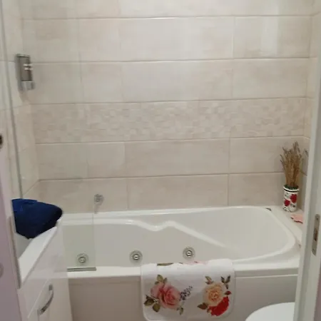 Holiday home Els Rosers - Climatizado, Con Jacuzzy Xl Y Barbacoa